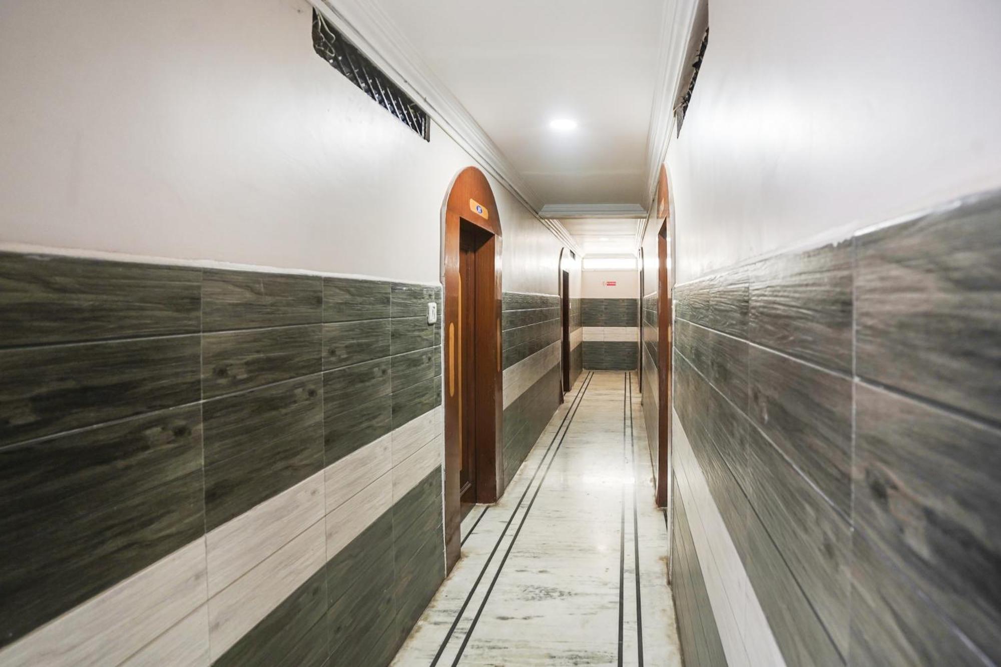 Super Hotel O Pithampur Formerly Ganga Residency Akolia 외부 사진