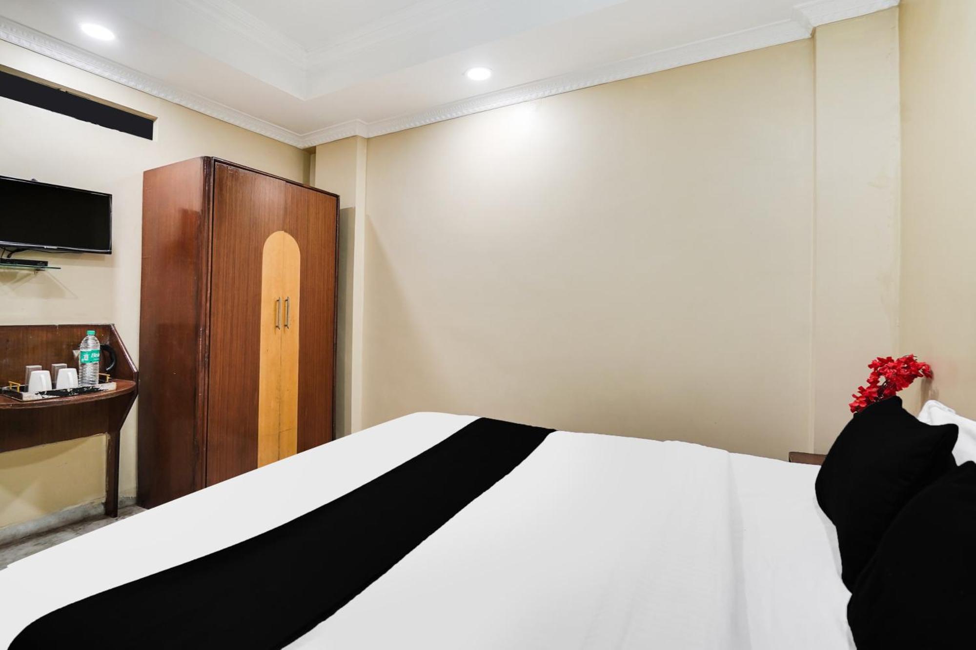 Super Hotel O Pithampur Formerly Ganga Residency Akolia 외부 사진